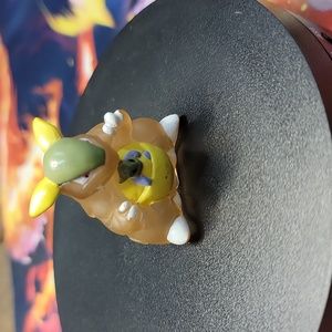 (FREE W/bundle) kangaskhan Finger Puppet